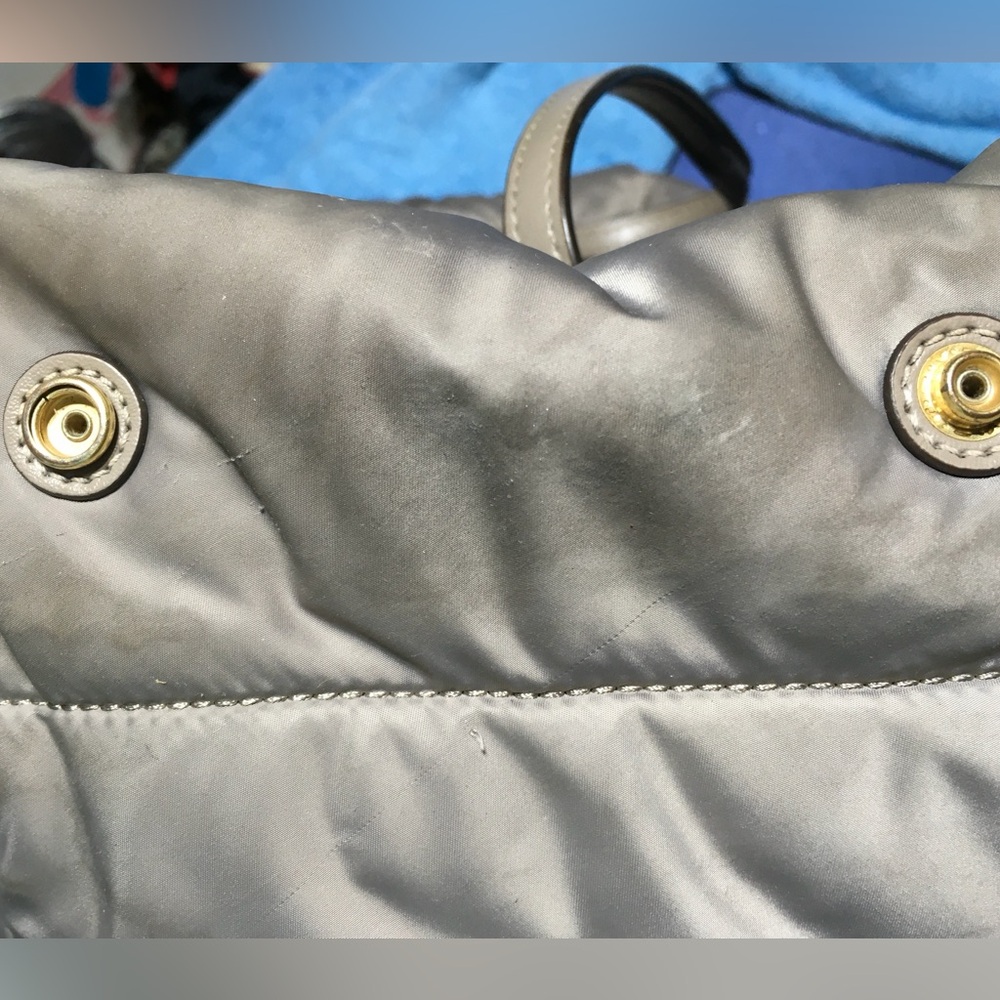 Tory Burch Nylon Ella Puffer Tote Handbag Taupe Gray - Picture 10 of 16